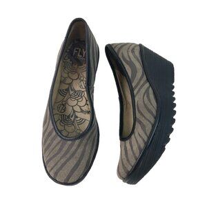 *Fly London Wedge Heels Women’s Size 38 Gray Black Animal Print Comfort Shoes